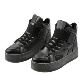 Izolirane gležnjače na Riverviewu crno siva 2