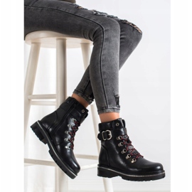 SHELOVET Rock Workers crna 2