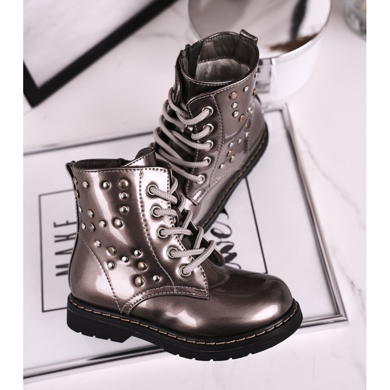 Dječje tople čizme s lakiranim slavom od kamenčića srebro siva 1