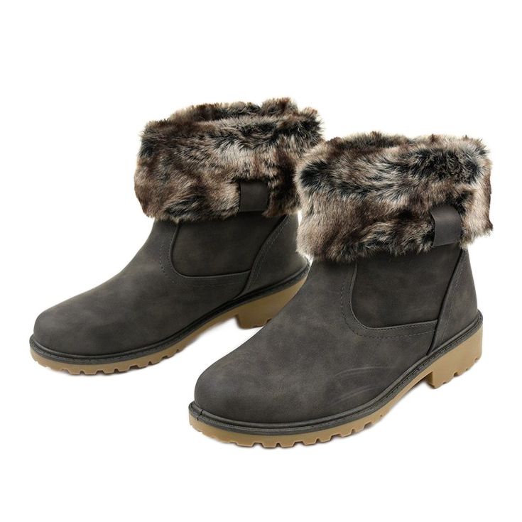 Sive ženske izolirane čizme tvrtke Giserelle siva 2