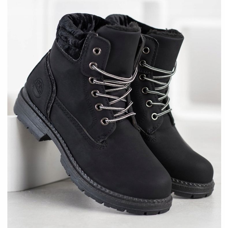 SHELOVET Planinarske čizme s velur potplatima crna 1