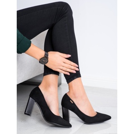 Goodin Pumpe na stupu crno 2