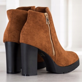 Small Swan Čizme s visokim potpeticama smeđa žuta boja 1