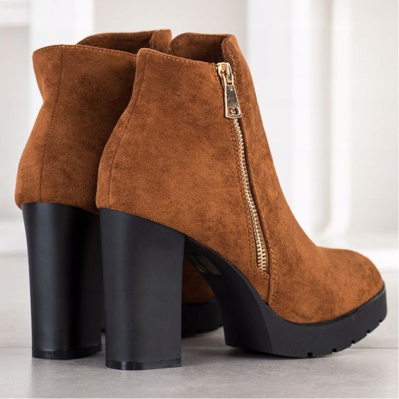 Small Swan Čizme s visokim potpeticama smeđa žuta boja 1