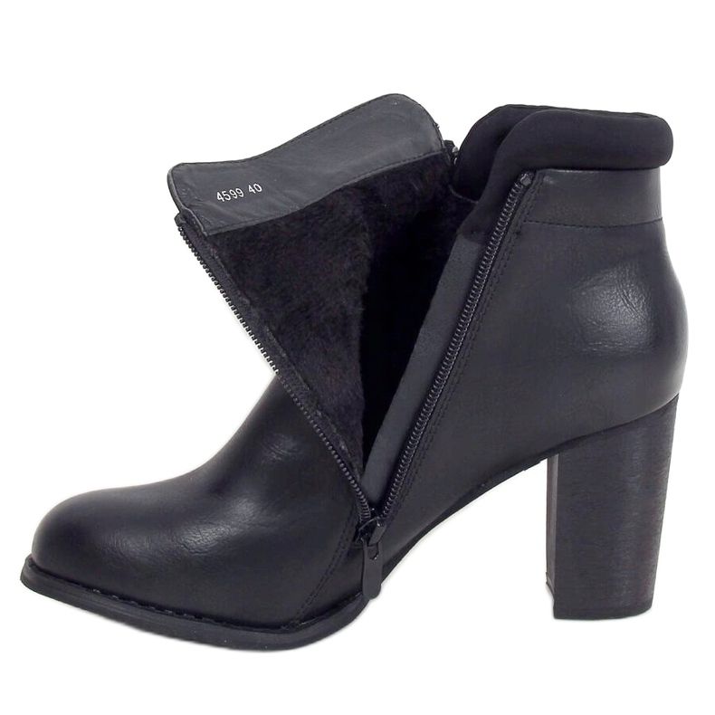 Crna 4599 Crne štikle 1