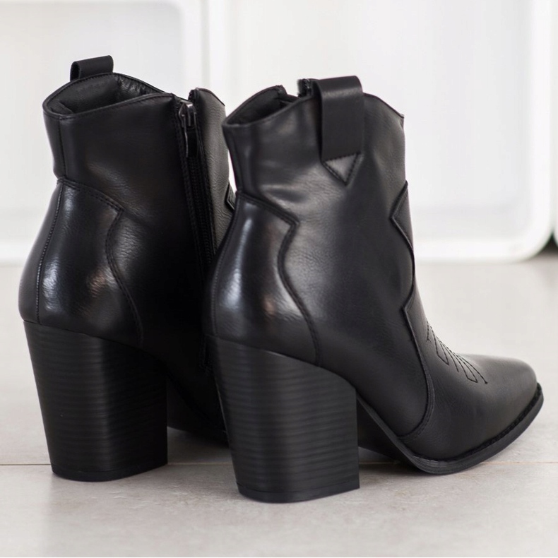 Bella Paris Crne kaubojke crno 1