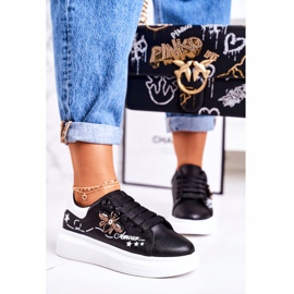 Ženske sportske cipele Tenisice s crnom bojom Fly 2