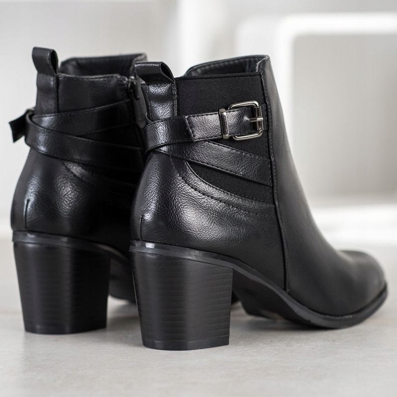 Ideal Shoes Ležerne crne čizme crna 1