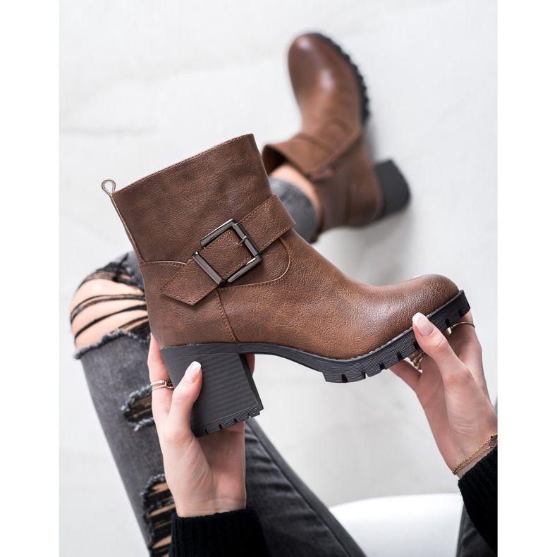 SDS Elegantni radnici na šanku smeđa 2