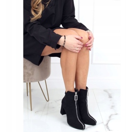 Crne čizme s visokim potpeticama 0-320 Crna crno 1