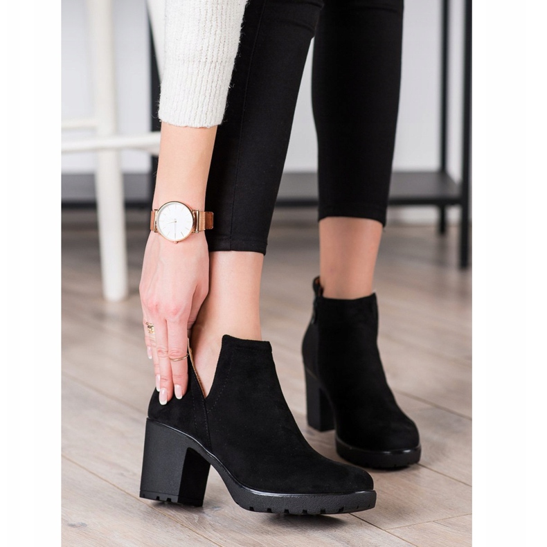 Bella Paris Crne čizme s izrezom crno 2