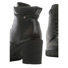 Vices Poroci 8504-1A-38-crni crna 1