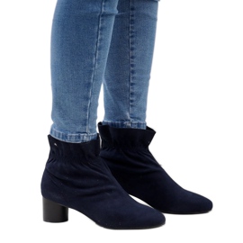 Tamnoplave čizme od antilopa na stupu JM5512M tamnoplava 1