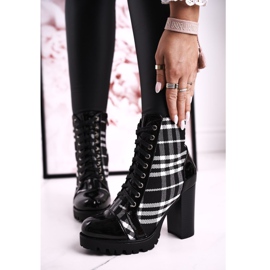 PS1 Ženske čizme na petu karirani Black Blair bijela crna 1