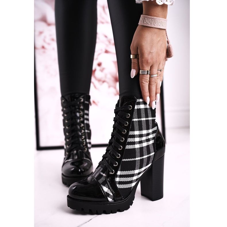 PS1 Ženske čizme na petu karirani Black Blair bijela crna 1