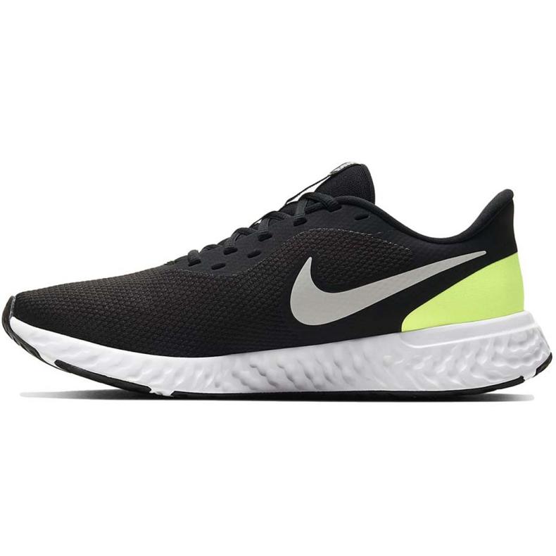 Nike Revolution 5 M BQ3204-010 bijela crna 1