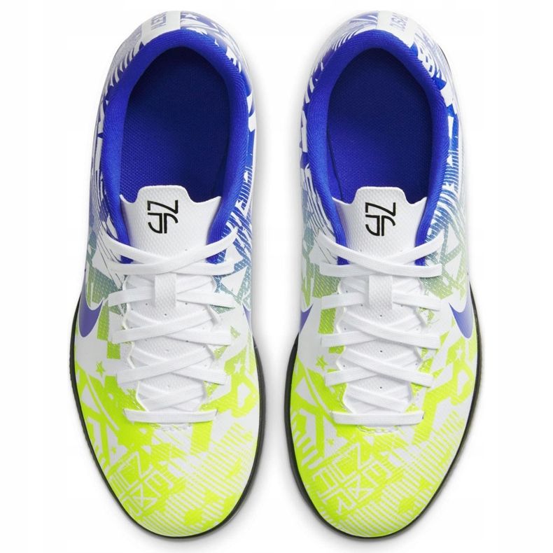 Nike Mercurial Vapor 13 Club Njr Ic Junior CV9352 104 tenisice bijela, plava raznobojna 1