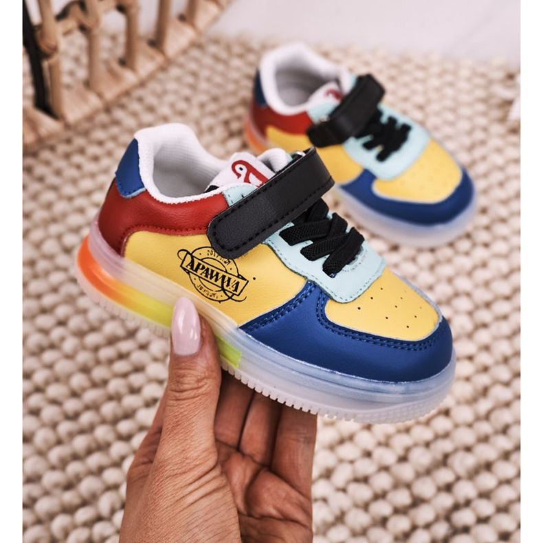 Apawwa Dječje sportske cipele s višebojnim skuterom s LED svjetlom plava žuta boja 2