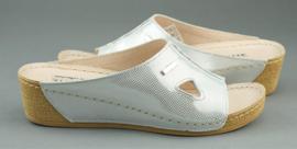 Tyche Klinaste papuče 590 bijele i srebrne bijela i srebrna 1