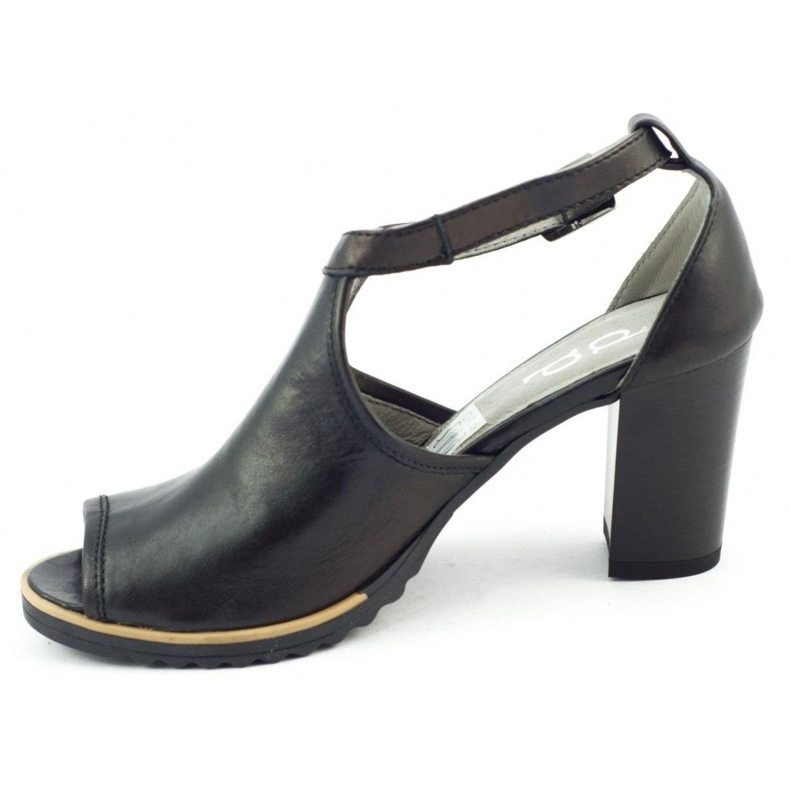 Dolce Pietro Crne sandale na stupu 1022 crna 1