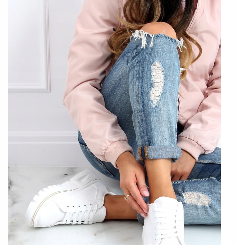 Bijele tenisice s visokim potplatom u bež boji NB382P bijela 1