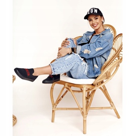 Ženske tenisice Slip-on Big Star FF274221 Crne crno 1