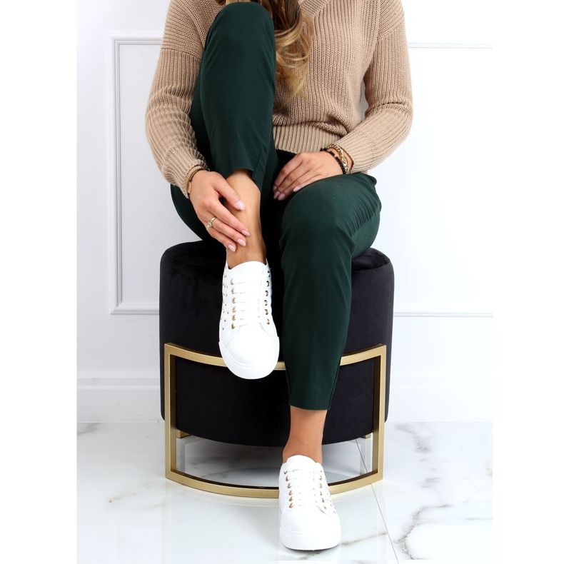 Ženske tenisice s bijelim čavlima LA124P Bež bijela 2