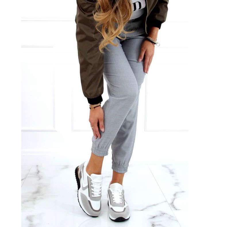 Višebojne VL121P Bijele sportske cipele raznobojna 1