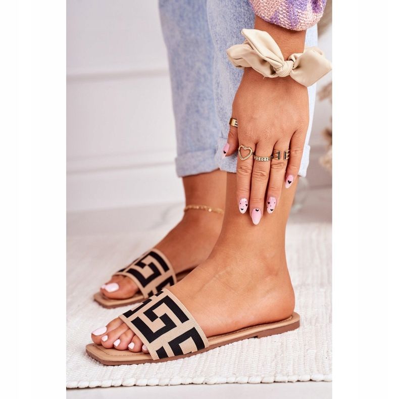 Ženske klasične bež Melinda papuče crno 2