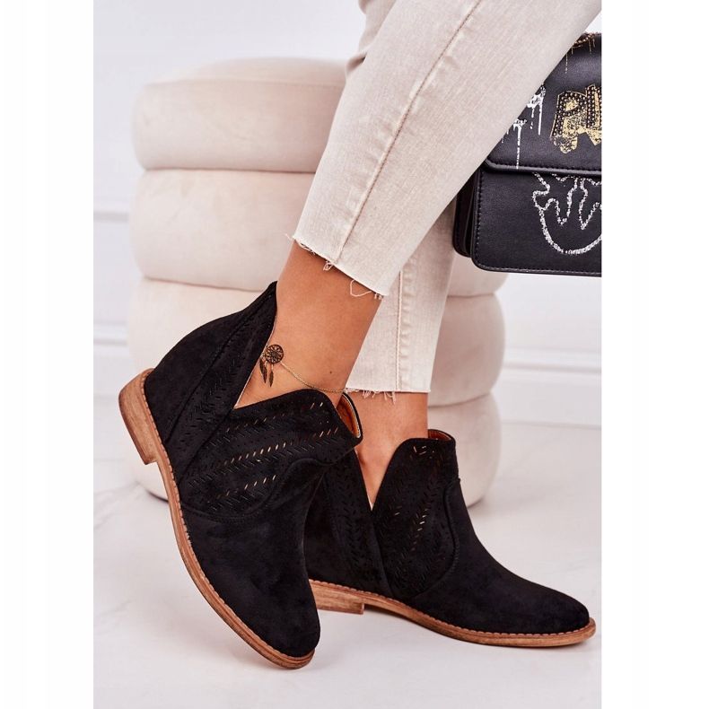 Ažurne crne čizme Melanie na klin crno 2