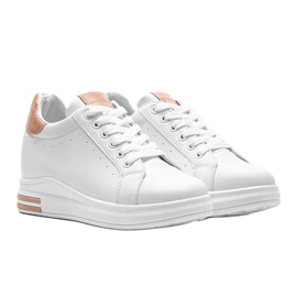 Bijele tenisice na skrivenom klinu Halle bež bijela 1