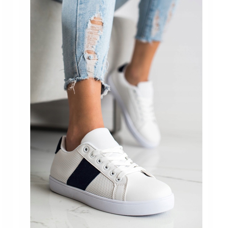 SHELOVET Ažurne tenisice s eko kožom bijela 1