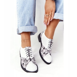 PV3 Ženske kožne cipele Visconi 7439294 Bijelo-crne bijela crno 2