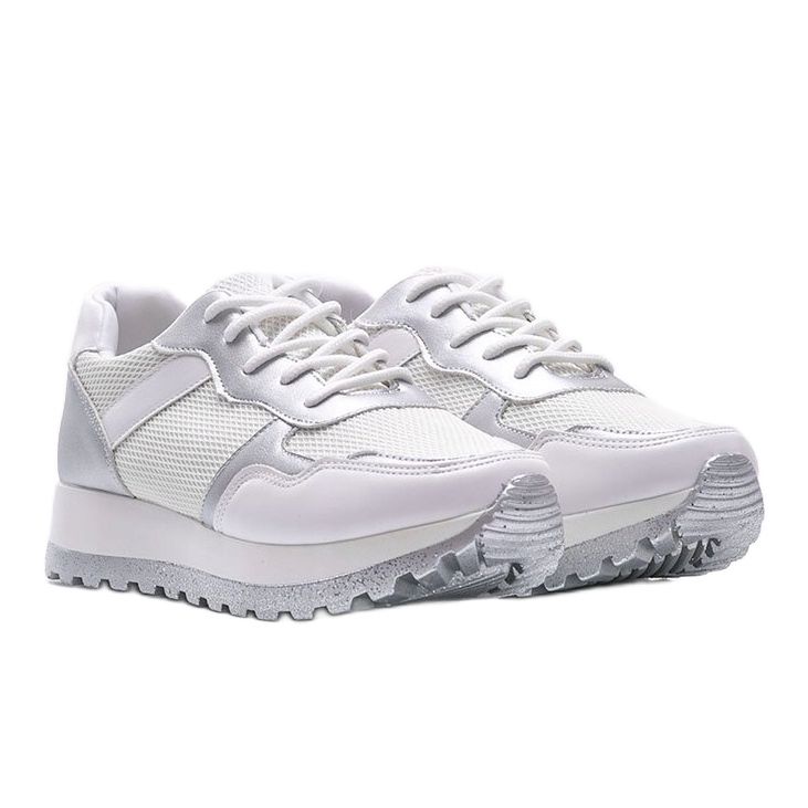 Bijele tenisice od Antonije bijela 1