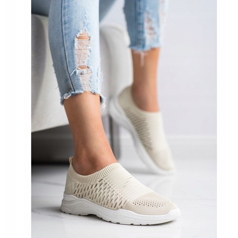 Ideal Shoes Udobne ažurne tenisice bež 1
