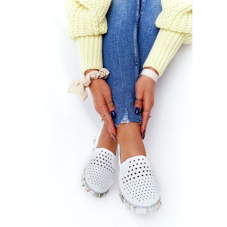 Ažurne kožne cipele Maciejka Bijela 03512B-11 raznobojna 1