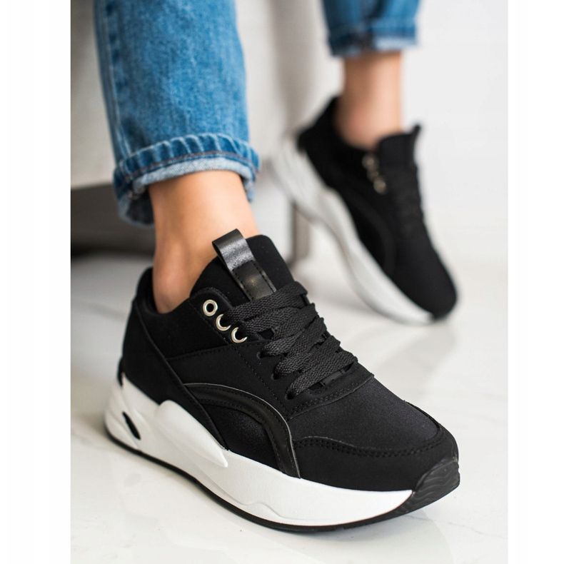 SHELOVET Klasične tenisice na platformi crno 2