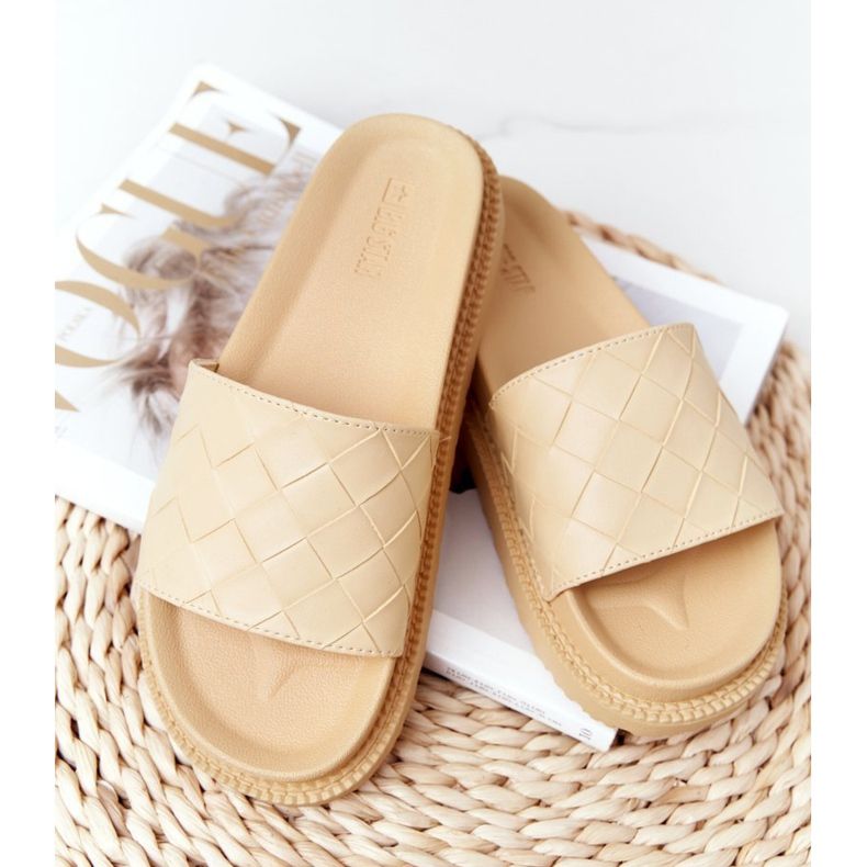 Ženske papuče na platformi Big Star HH274689 Žuta žuta boja 1