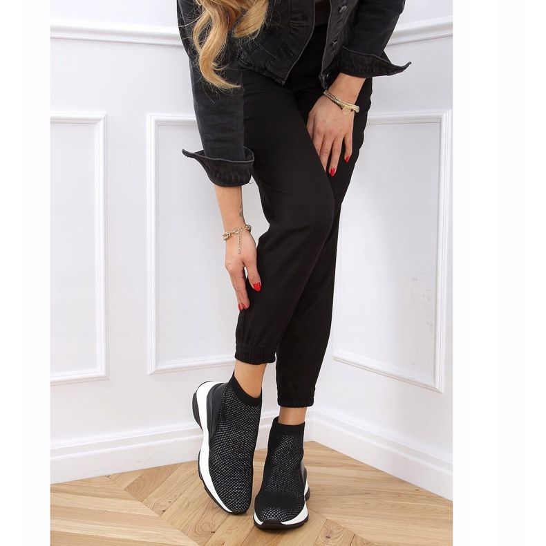 Crne RQ286 Crne sportske cipele na skrivenoj klinnoj peti crna 2