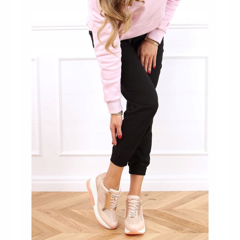 Ružičaste sportske cipele RQ288 Ružičaste boje na skrivenoj klinnoj peti ružičasta 1