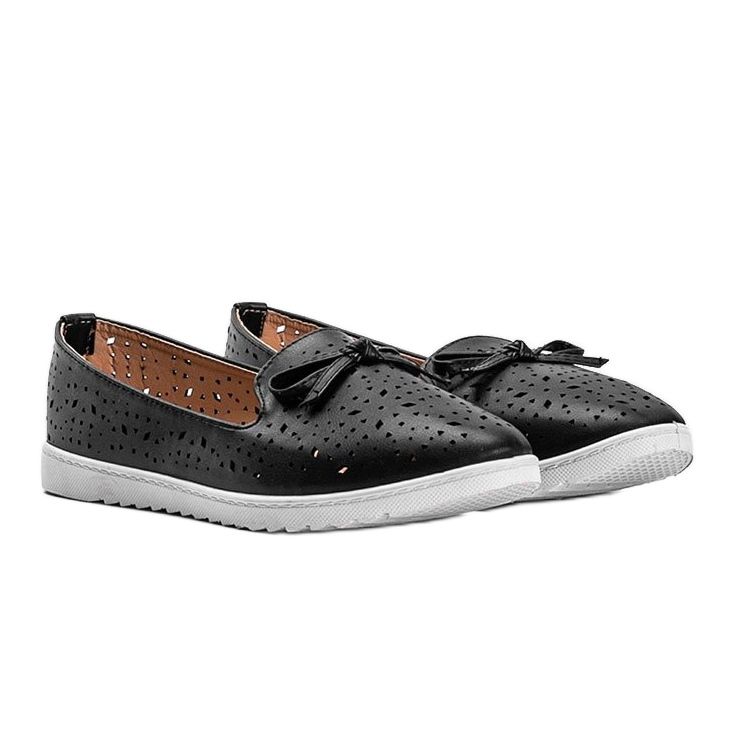 Crne mokasine s Madalyne ažurnim ukrasom crno 1