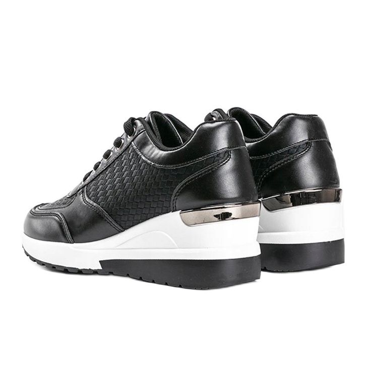 Crne sjajne tenisice na klinu Mara crno 1