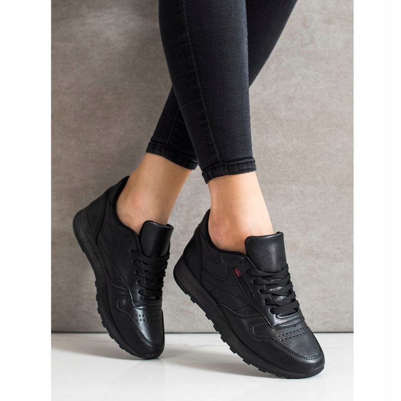 SHELOVET Klasične tenisice crna 1