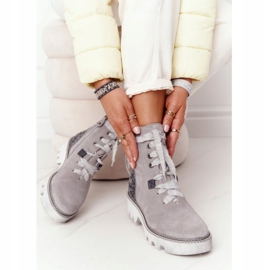 Ažurirane čizme od antilopa Maciejka Siva 05033-03 raznobojna 2