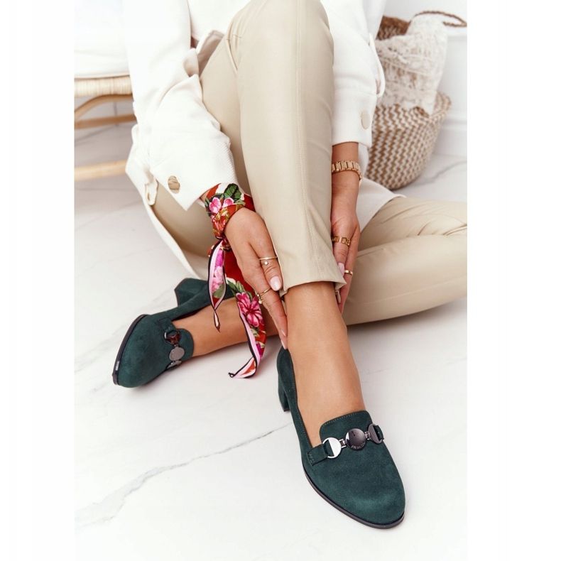 Crpke od antilopa na peti Sergio Leone PB148 Zelena 1