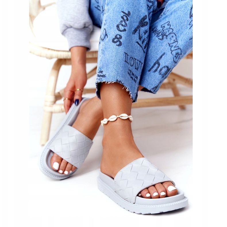 Ženske papuče na sivoj platformi Big Star HH274688 siva 1