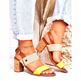 Jezzi Ženske sandale na Cork Post Yellow 20SD35-1826 bež 2