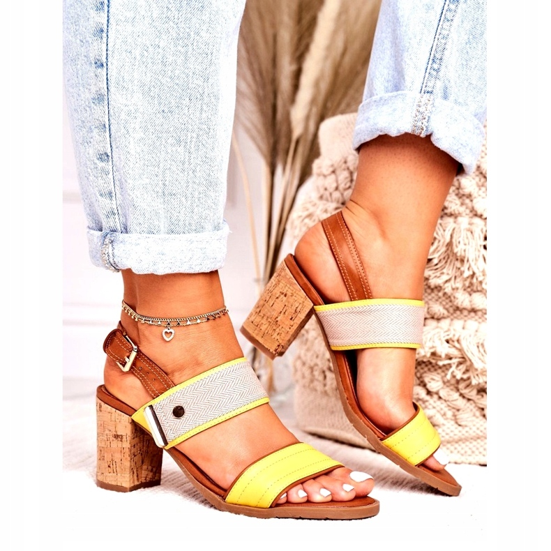 Jezzi Ženske sandale na Cork Post Yellow 20SD35-1826 bež 2