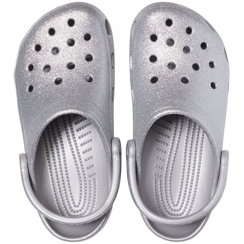Srebrne Crocs ženske klasične sjajne klompe 205942 040 srebro 1