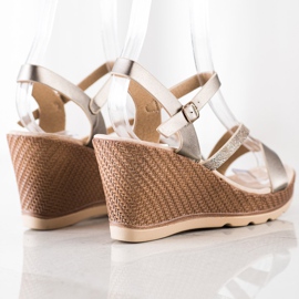 Sabatina Srebrne sandale na klin bež 1